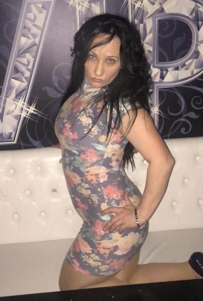 617048844: Chica busca chico en Barcelona