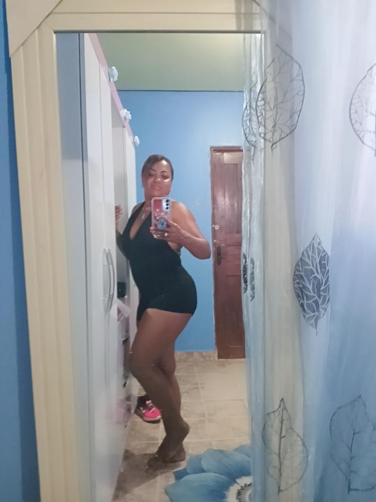 689739268: Chica busca chico en Zaragoza