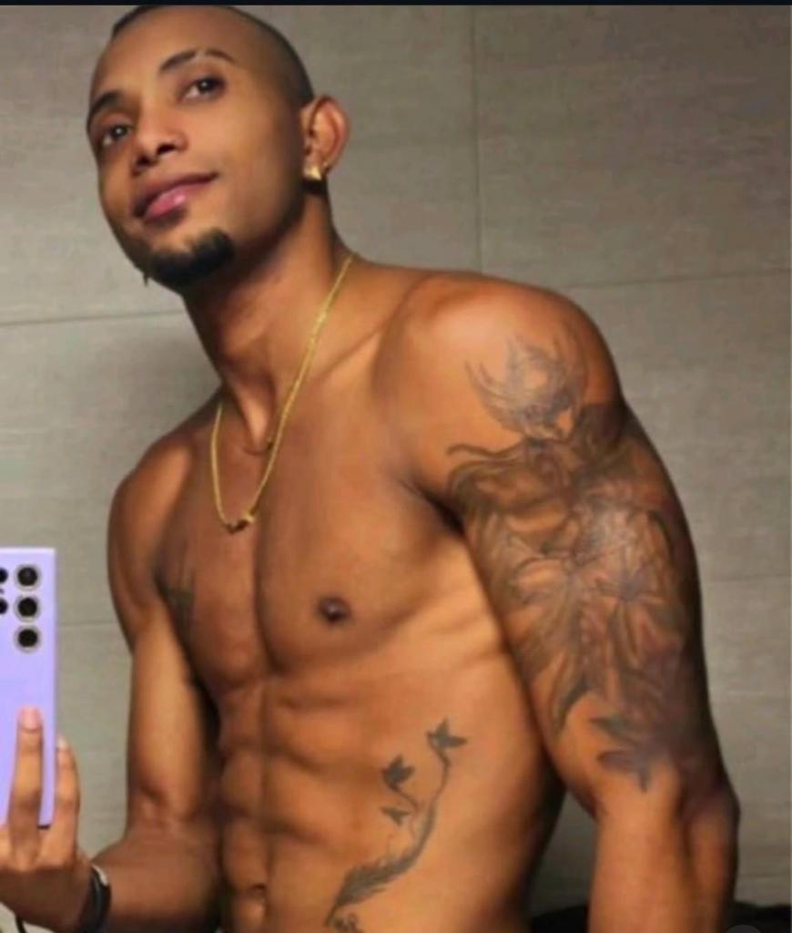 612201110: Chico busca chica en Madrid