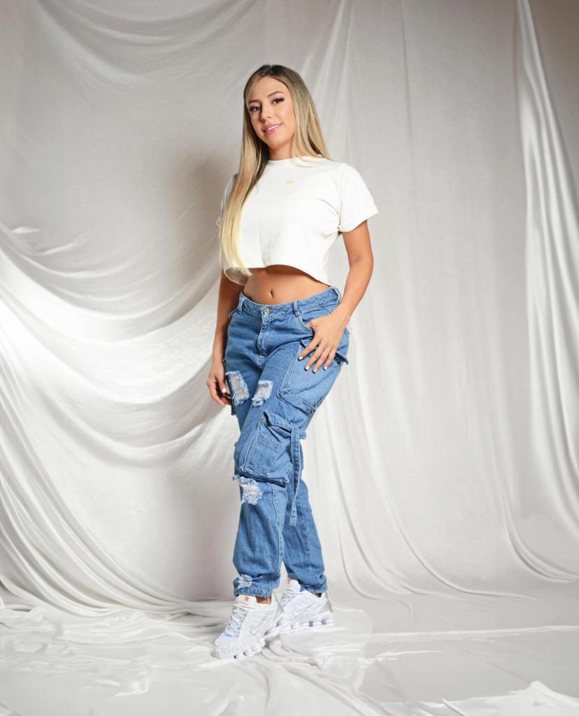 632280273: Chica busca chico en Madrid