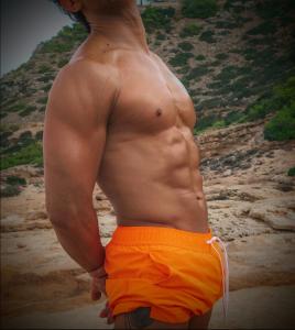 672856108: Chico busca chica en Mallorca